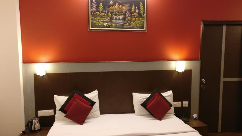 Airport Hotel Vishal Residency Neu-Delhi Exterior foto