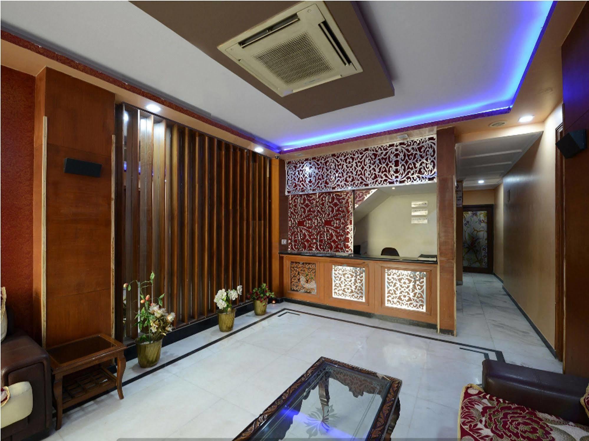 Airport Hotel Vishal Residency Neu-Delhi Exterior foto
